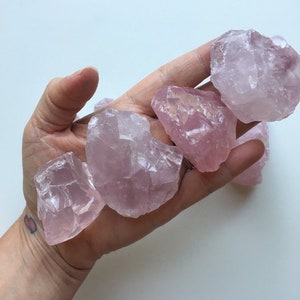 Large Rose Quartz, Raw Rose Quartz, Metaphysical Crystals, Raw Crystals, Gift For Women, Crystal Lover, Gift For Her zdjęcie 3