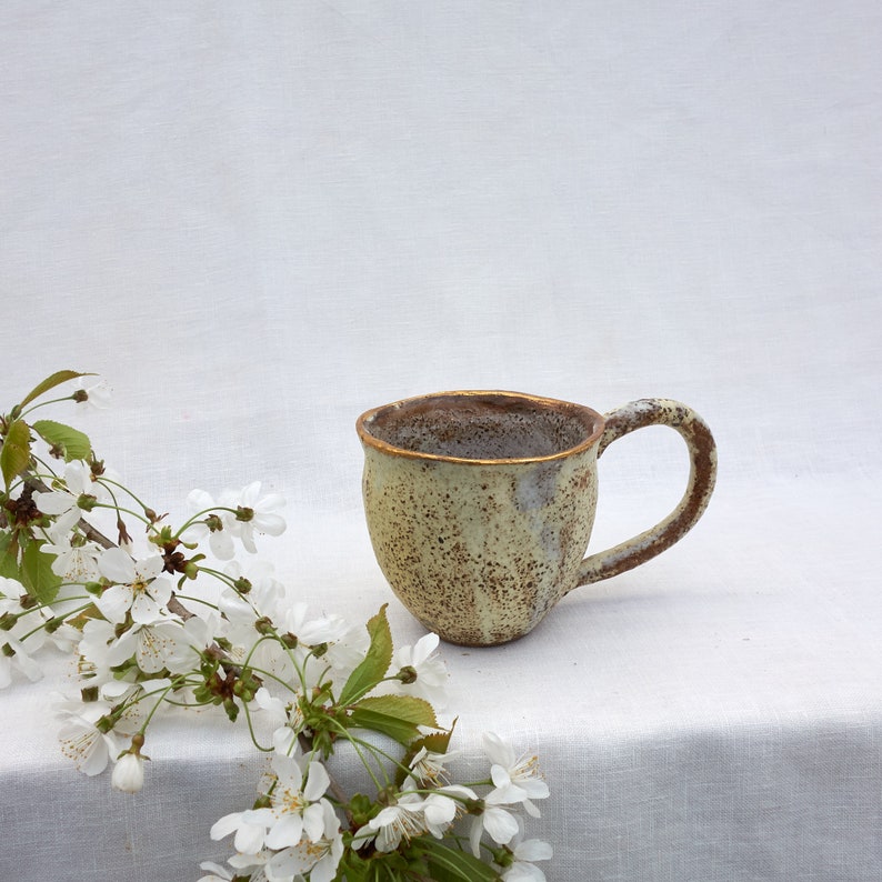 Mug en céramique, mug en argile fait main, cadeau pour les amateurs de café, Wabi Sabi Home, vaisselle en grès, créée par un artiste avec 20 ans d'expérience, 220 ml/8 oz G