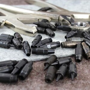 Hole Punch Tips (1-5mm) + Metal Handle by Vergez Blanchard / Round Punch Handle / Leather Puncher / Saddlers Punch / Leather Working Tool image 2