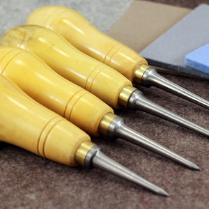 Round AWL Pricker by Vergez Blanchard / Leather Punch Tool / Round Awl Pricker / Saddlers Awl / Handsewing Leather