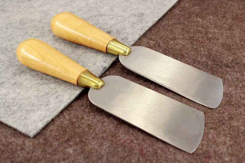 Oblique Skiving / Paring Knife by Vergez Blanchard / Leather Cutting Tool / Edge Skiving Tool / Skiving Knife / Leather Paring Knife image 3