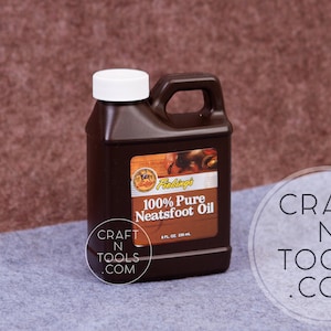 100% Pure Neatsfoot Oil by Fiebing&#39;s 8oz / 236ml / Harness Oil / Restore Leather / Leather Conditioner / Leather Care / Saddlers Oil