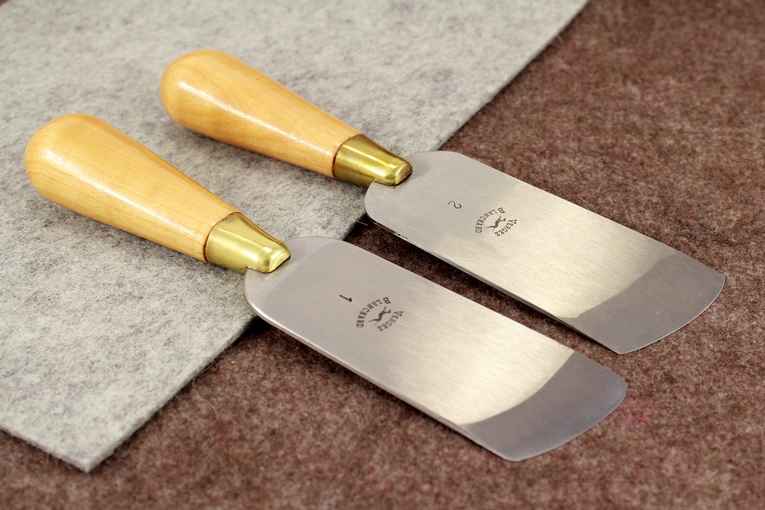 Edger/skiving tool for leather, vergez blanchard