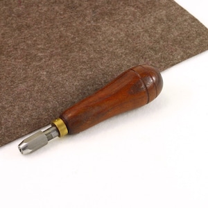 Wooden Handle with a Chuck / Clip for Round Blades by Vergez Blanchard / Leather Sewing Awl / Saddlers Awl / Leather Round Awl