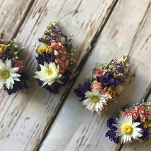 Dried Flower Hair Clip. Made in any Colour from Natural Flowers.  Festival Wedding Hair Piece, Bride, Bridesmaid, Accessory, Grip, Pins Comb