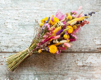 Dried Flower Arrangement for Wedding, Gift or Home. Large Bouquet of Spring Themed Dried Flowers. Can Include Personalised Floral Gift Card