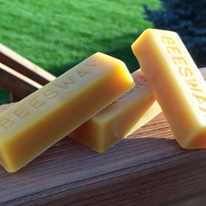 Triple Filtered 100% Pure American Beeswax Bars 1 Oz | Bulk