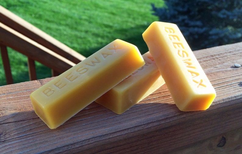 Triple Filtered 100% Pure American Beeswax Bars 1 Oz | Bulk 