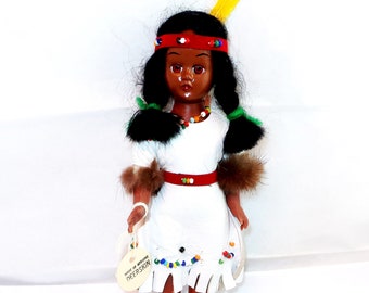 NATIVE AMERICAN DOLL With Baby Sleepy Eyes Open Close Real Leather Beaded Native Costume Mink Fur Trim Original Paper Tag Souvenir Love Gift