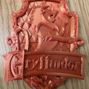 3D Printed Wizard Crests Magnet (Gryffindore, Slytherine, Ravenclawe, Hufflepuffe)