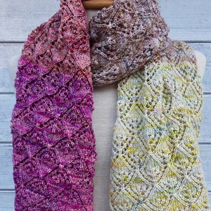 Handgestrickter Schal, A-Jour Schal, reine Schurwolle, Geschenk für sie