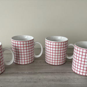 Vintage Red Grid Coffee Mug Set: Japanese Kitchen Decor