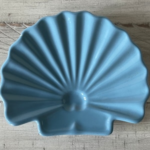 Vintage Blue Shell Trinket Dish: Retro Beach Decor