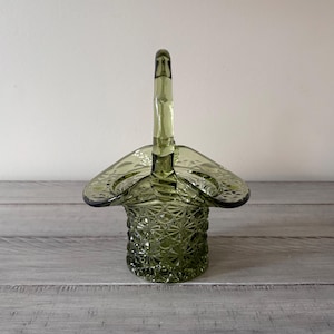 Vintage Fenton Glass Colonial Green Top Hat Basket Daisy and Buttons Pattern Green Glass Table Decor