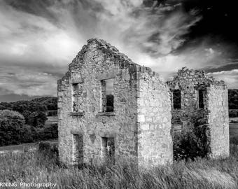 antigua granja de piedra