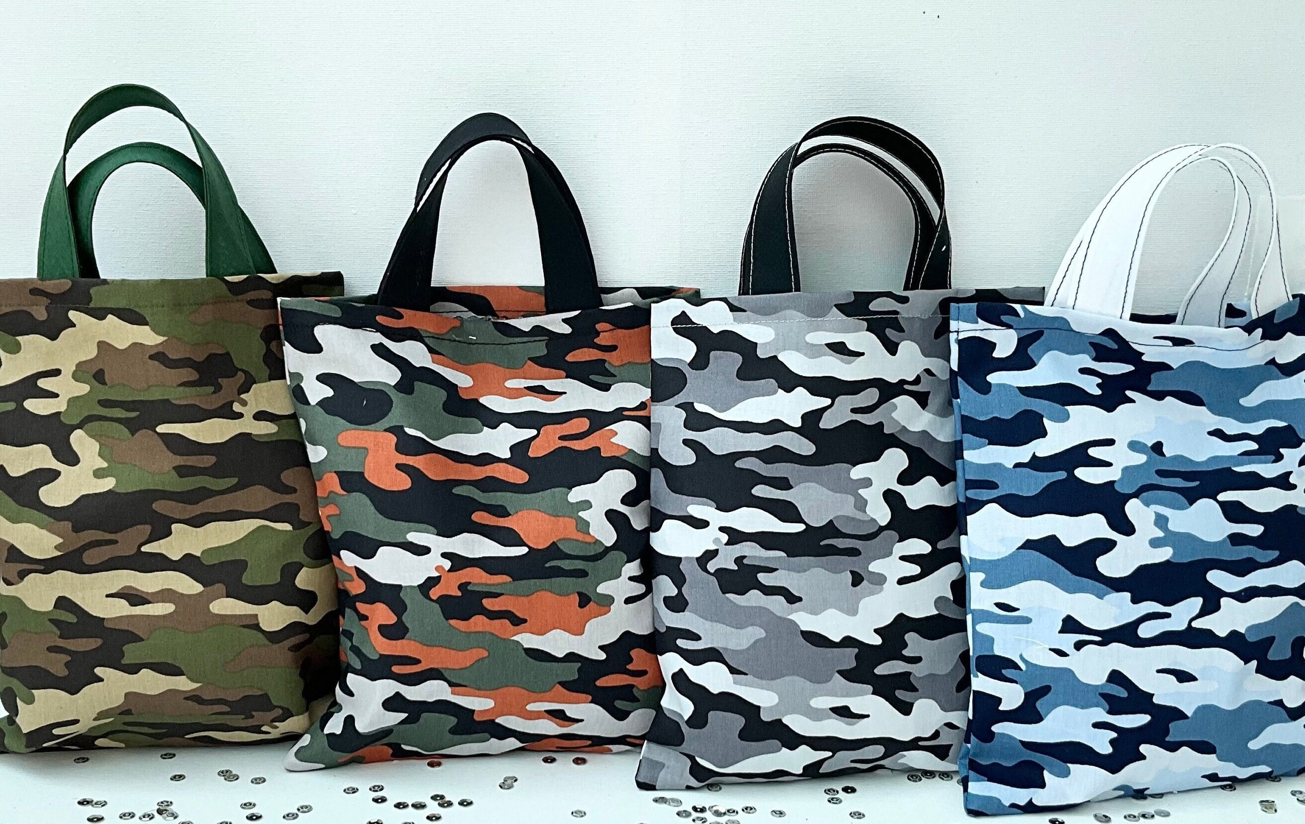 Off white deals camo tote bag