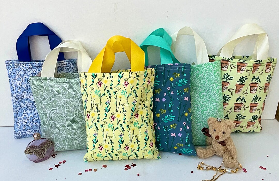 Fabric Gift Bags Cotton Party Bags Fabric Wrapping - Etsy UK