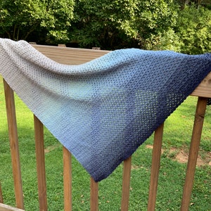 Patrón de chal de crochet con campanillas inglesas: diseño asimétrico (patrón en PDF)