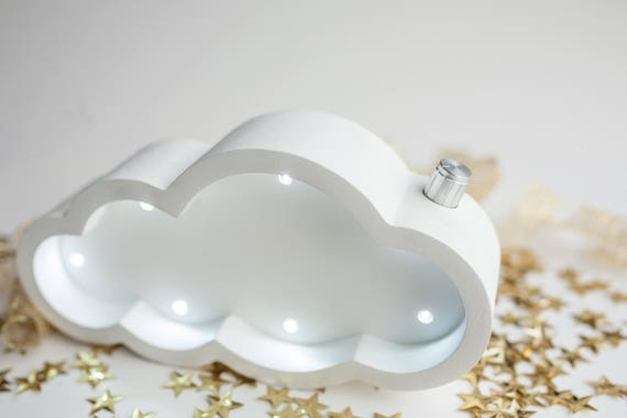 Lampe nuageuse  Lampe nuage, Décoration nuage, Cadeaux de mariage diy