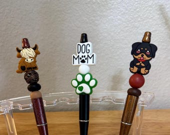 Dog Mom Silicone Beaded Pen: Highland Cow, Rottweiler, Hound Dog