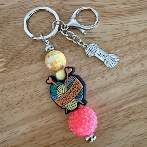 Knitting Handmade With Love Keyring/Purse/Backpack Clip, Knitter Keyring and Yarn Bag Clip, Knitting Yarn, Gift for a Knitter, Gift for Her