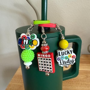 Dije para vaso de bingo, Dije para vaso de la suerte de la señora del bingo, Dije para bolso de mamá, Dije para vaso de tarjeta de bingo, Regalo para mamá, Dije para monedero de bingo, Señora del bingo