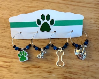 Ciondoli per vino a forma di cane, ciondolo per calice da vino, ciondolo per vino a forma di cane da caccia, regalo ciondolo per vino a forma di cane, vino e cani, regalo per dog sitter, osso per cani, ciotola per cani, amante dei cani