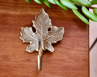 Brass Maple Leaf Wall Hook, Metal Key Hook, Canada Wall Art Decor, Midcentury Modern Single Hook