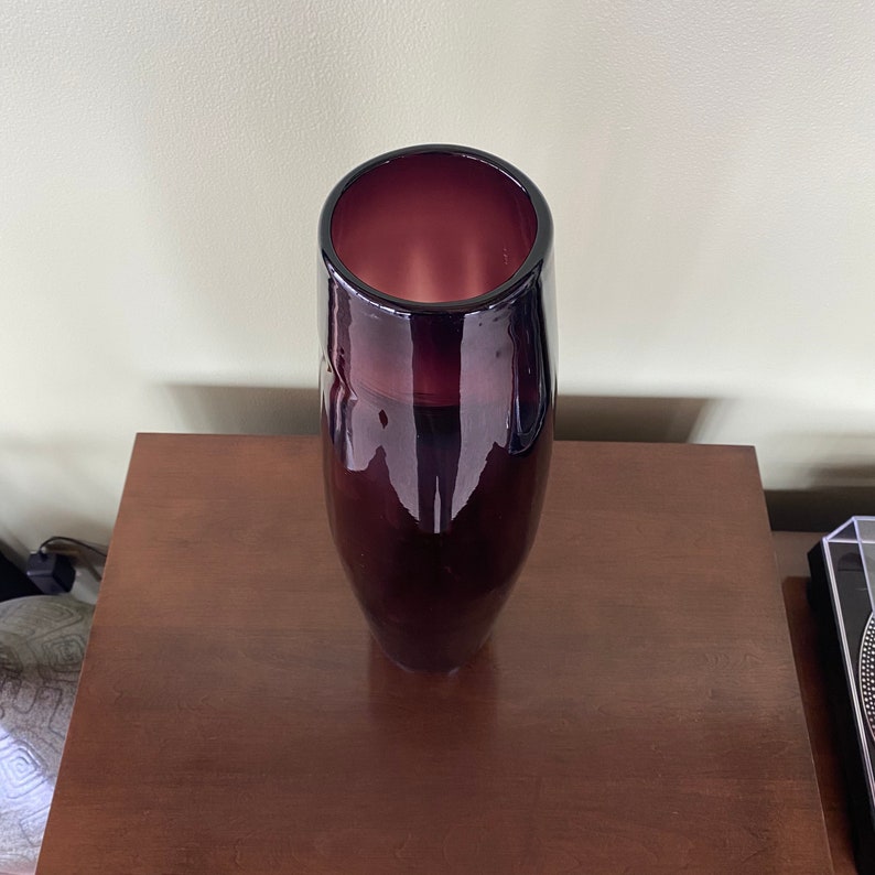 1960s Mid-Century Modern large tall purple hand-blown Glass Vase 19.25 image 5