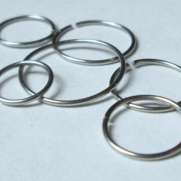 316L Stainless Steel Nose Ring, 22 Gauge Stainless Steel Thin Cartilage Hoop, Steel Lip Ring, Thin Surgical Steel Hoop, Steel Body Jewelry