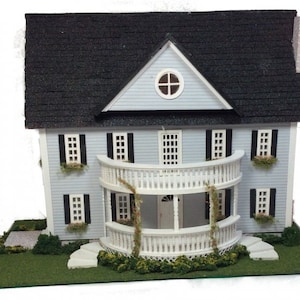 QS CLASSIC COLONIAL Dollhouse  Kit 1:48 scale