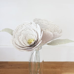 Hungergames paper flower bouquet, 1st anniversary gift, Simmons Paper Emporium, katniss fan gift