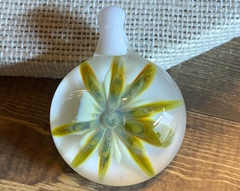 Green Multicolor Glass Spider Pendant