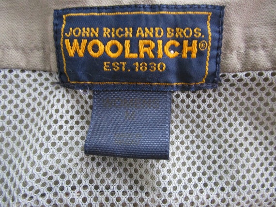 Vintage Woolrich Women's Fishing / Hiking Jacket - image 2