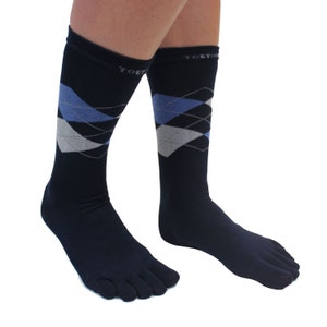 May include: A pair of blue toe socks with a white and blue argyle pattern. The socks have the word "TOE" on the top of the sock.