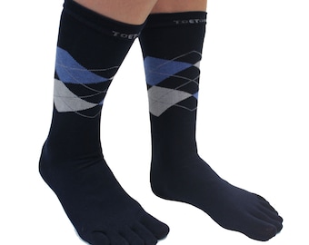 TOETOE - Men Argyle Essential Stretchy Mid-Calf Mercerized Cotton Seamless Patterned Toe Socks, Hygienic, Breathable, UK 7-13 | EU 41-48