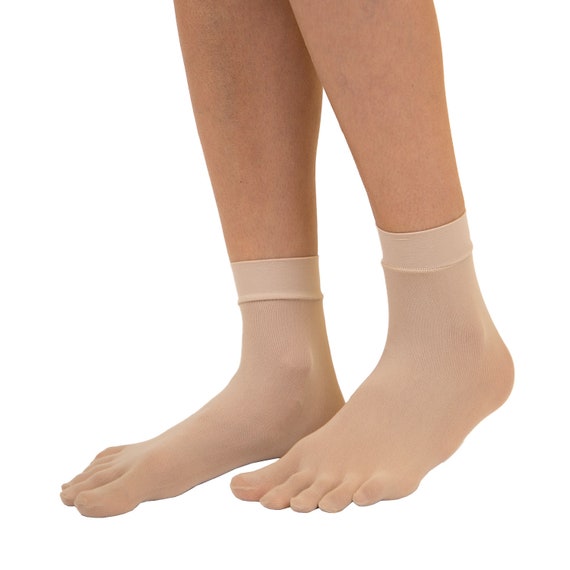 TOETOE Women Legwear Soft Nylon Foot Cover Seamless Plain Toe Socks,  Hygienic, Breathable One Size -  Canada