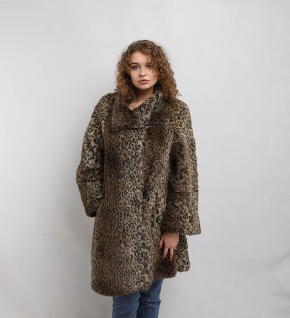 Faux fur coat | Vintage leopard pattern fake fur c