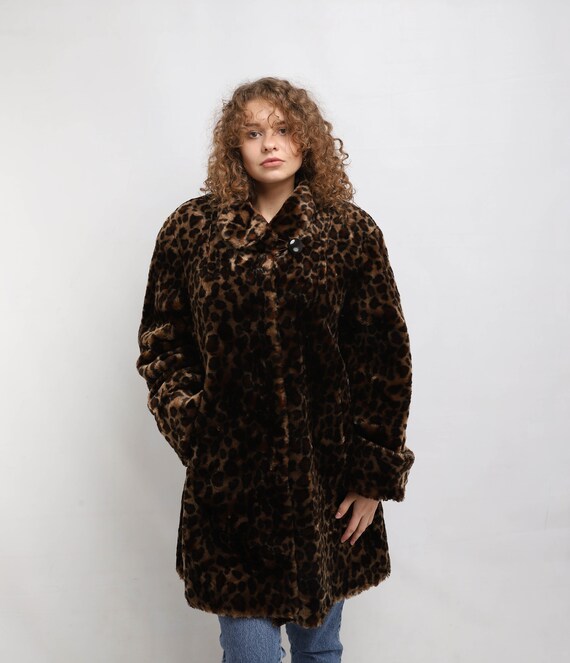 Faux fur coat | Vintage leopard pattern fake fur c