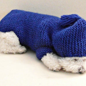 Handgestrickter Hundepullover Hoodie: Weiche Wollmischung, Custom Fit
