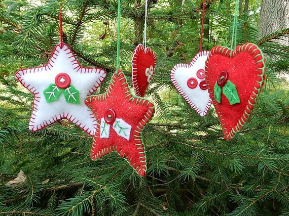 Holiday gift tag tree ornament or keepsake