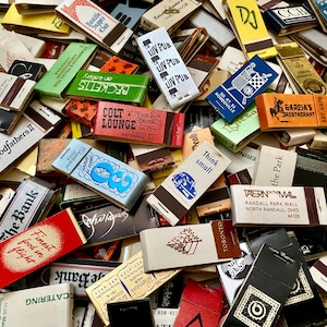 Vintage Half Book Matchs - Restaurants, Banks, Hotels, Travel Souvenir, TWA - 10 Stick Mini Match Books, Collectable, Man Cave - Phillumeny