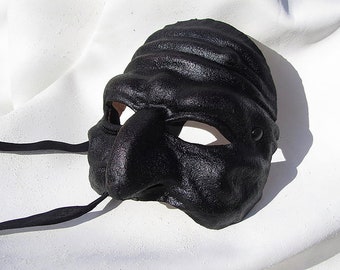 Handmade Black Leather Pulcinella Mask, Commedia dell'arte italiana