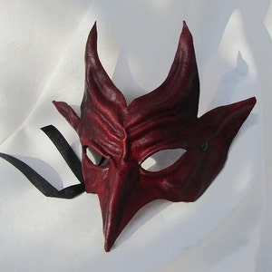 Handgjord röd läderdemonmask - LARP, kostym