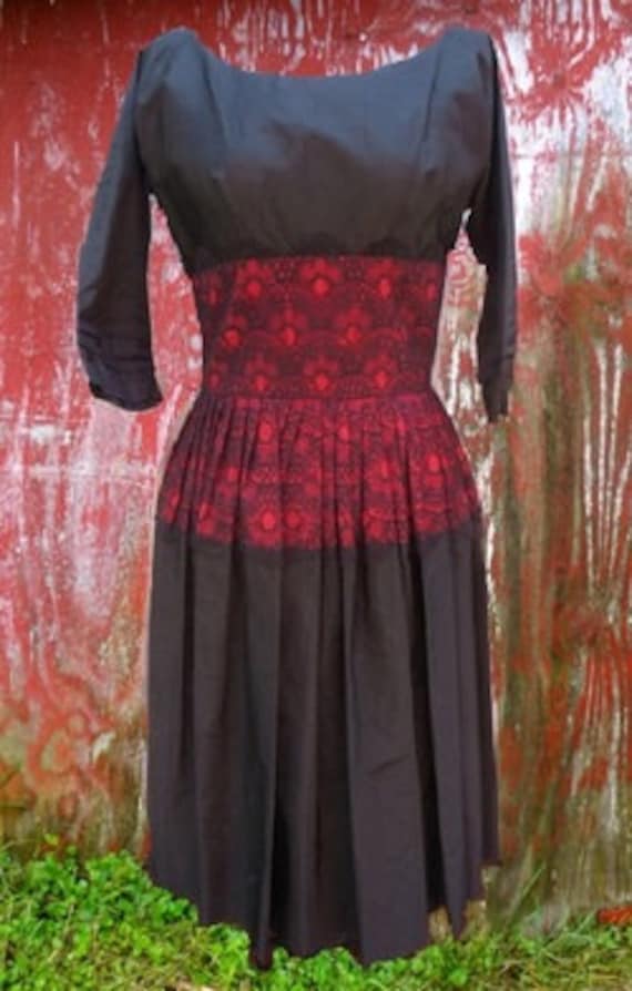 VINTAGE 1950s PARK LANE Debs Red & Black Taffeta d