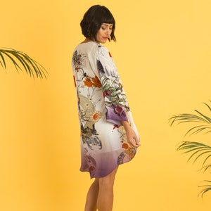 Luxury Silk Kimono Jacket in size S/M, handmade with unique botanical illustrations 'Evolution' print image 2