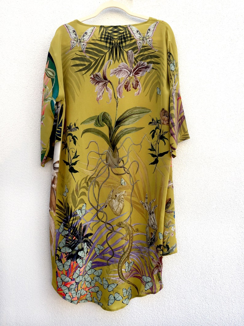 Silk Kimono Jacket in Chatruese yellow 'Enticement' print size L/XL handmade and unique illustrations luxury lounging or evening wear image 4