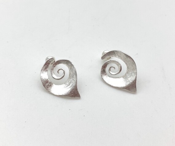 Sterling Silver Open Oval Dangle Earrings with Swirl Scratch Brushed Finish Sterling Silver Open Oval Dangle Earrings with Swirl Scratch Brushed Finish