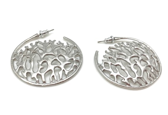 Silver plated deals brass tarnish