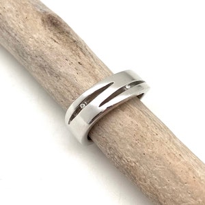 Tiny Natural Diamond Silver Ring 5 / Real Diamond Silver Band / Modern Minimalist / Silver 925